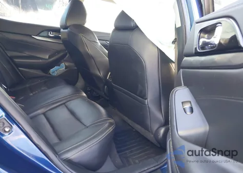 2021 Nissan Maxima Sv z USA, uszkodzony, nr VIN 1N4AA6CV1MC504613